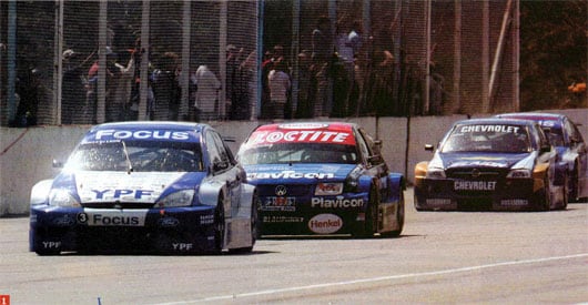 En las rectas el motor del Focus de Ponce de León hizo la diferencia (Archivo Revista Campeones)