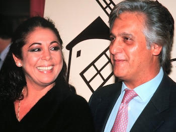 04/12/2000 ISABEL PANTOJA ACUDIO AL RASTRILLO DE NUEVO FUTURO DE MADRID Y SE DEJ� FOTOGRAFIAR JUNTO A SU PRIMO CHIQUETETE
EUROPA ESPA�A SOCIEDAD
EUROPA PRESS REPORTAJES