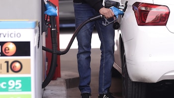 El IPC cae seis décimas