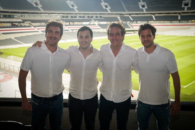 La nueva dirigencia de River quedó conformada con Stefano Di Carlo como presidente, Andrés Ballotta ocupando el cargo de Vicepresidente 1°, Ignacio Villarroel de vicepresidente 2° y Mariano Taratuty como vicepresidente 3° (@RiverPlate)