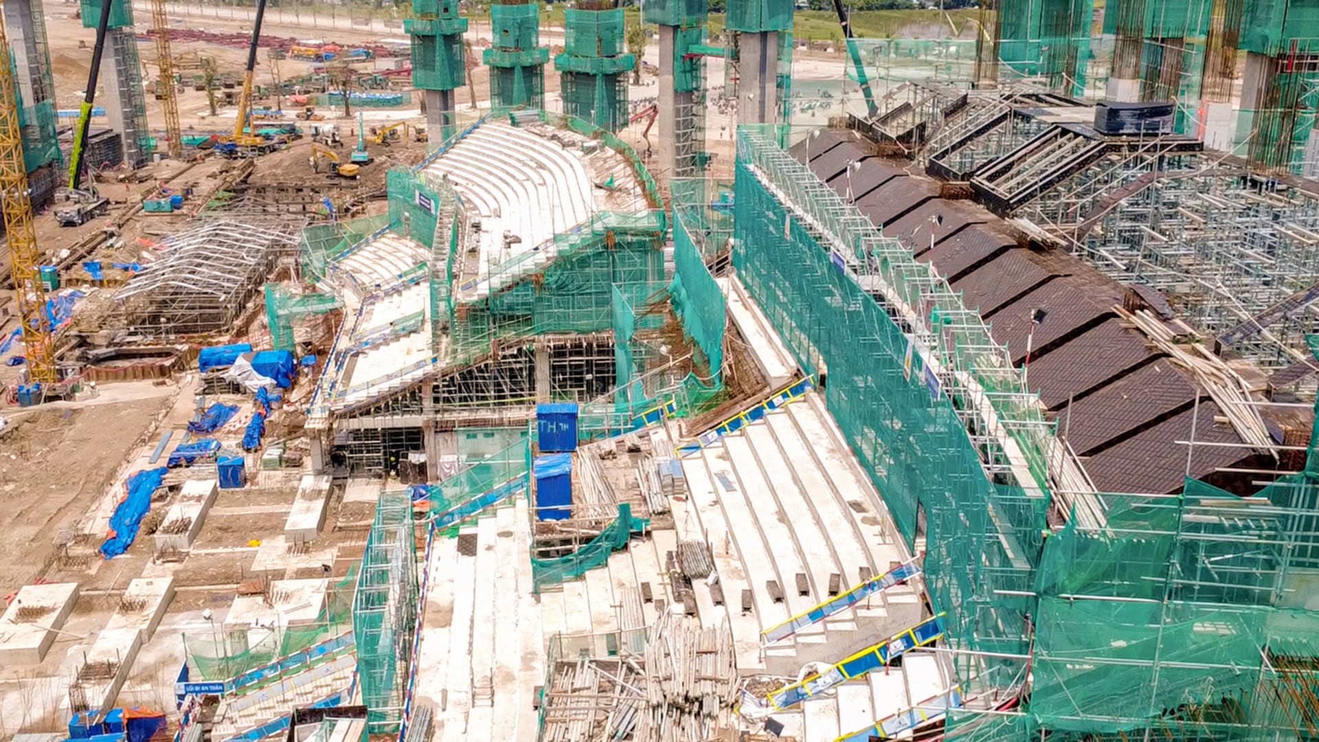 Así están las obras del imponente estadio que albergará a 135 mil personas en Vietnam