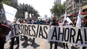 Varias personas se manifiestan en