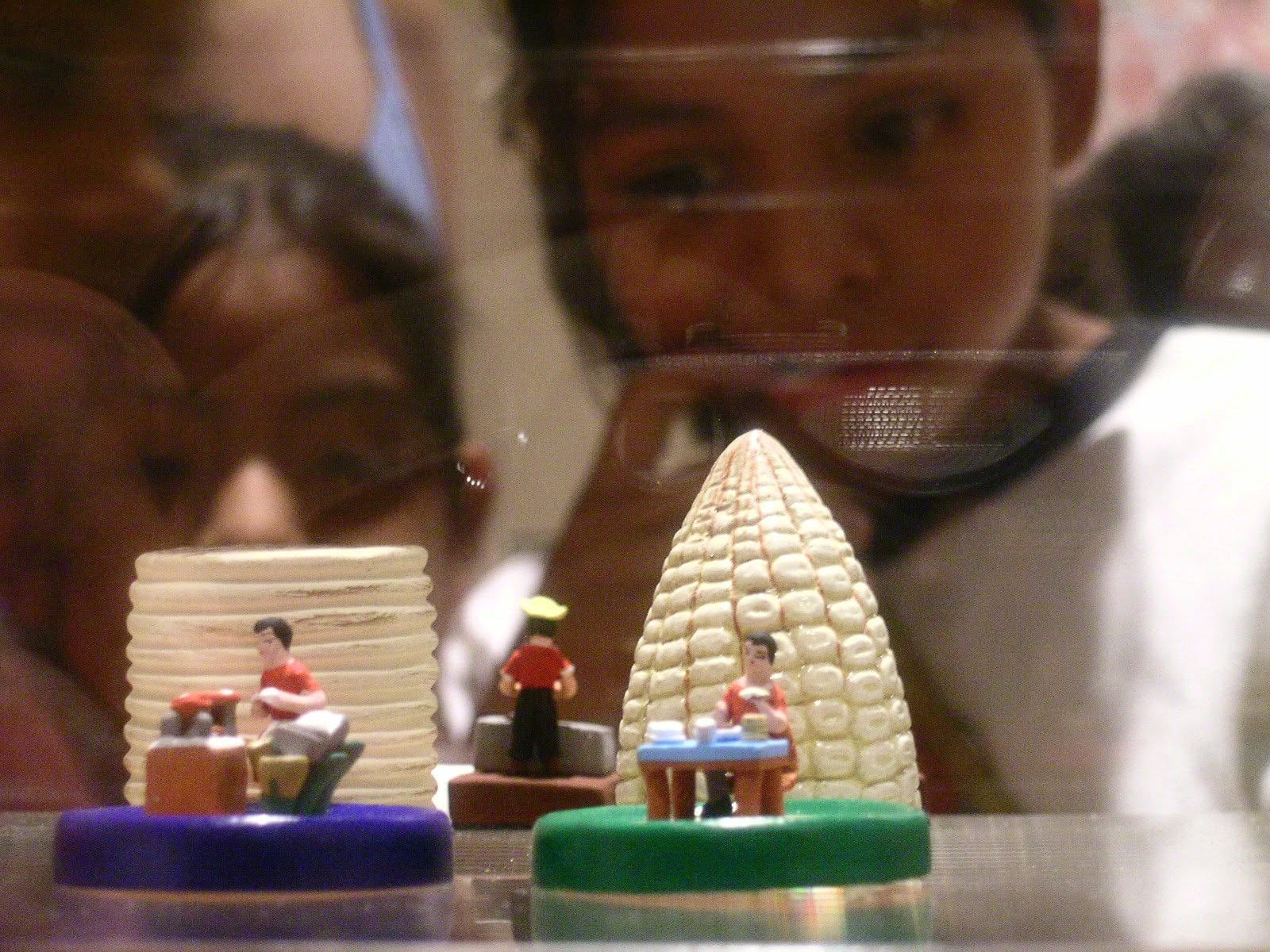 María Dominga Herrera creó en Ilobasco las figuras de barro en miniatura que identifican a la artesanía de El Salvador. (Foto cortesía Museo de Arte Popular)