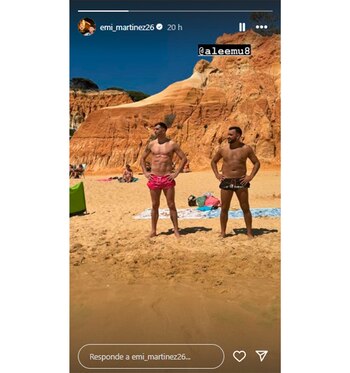 Dibu Martínez y su amigo