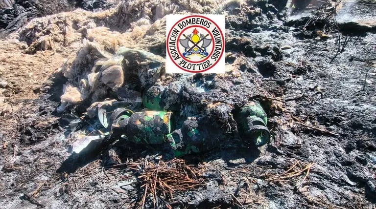 Los envases con el químico prohibido estaban ocultos bajo nylon en el sector incendiado de la plantación