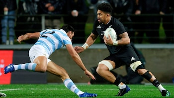 Ardie Savea, de los All