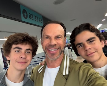 Zague destaca que sus hijos crecen en un entorno de amor y afecto, rodeados por ambas familias pese al pasado mediático de sus padres. (Instagram/@irzague)