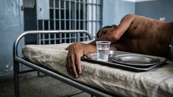 Cuba intensifica la represión en las cárceles: 107 personas encarceladas sufrieron abusos en septiembre