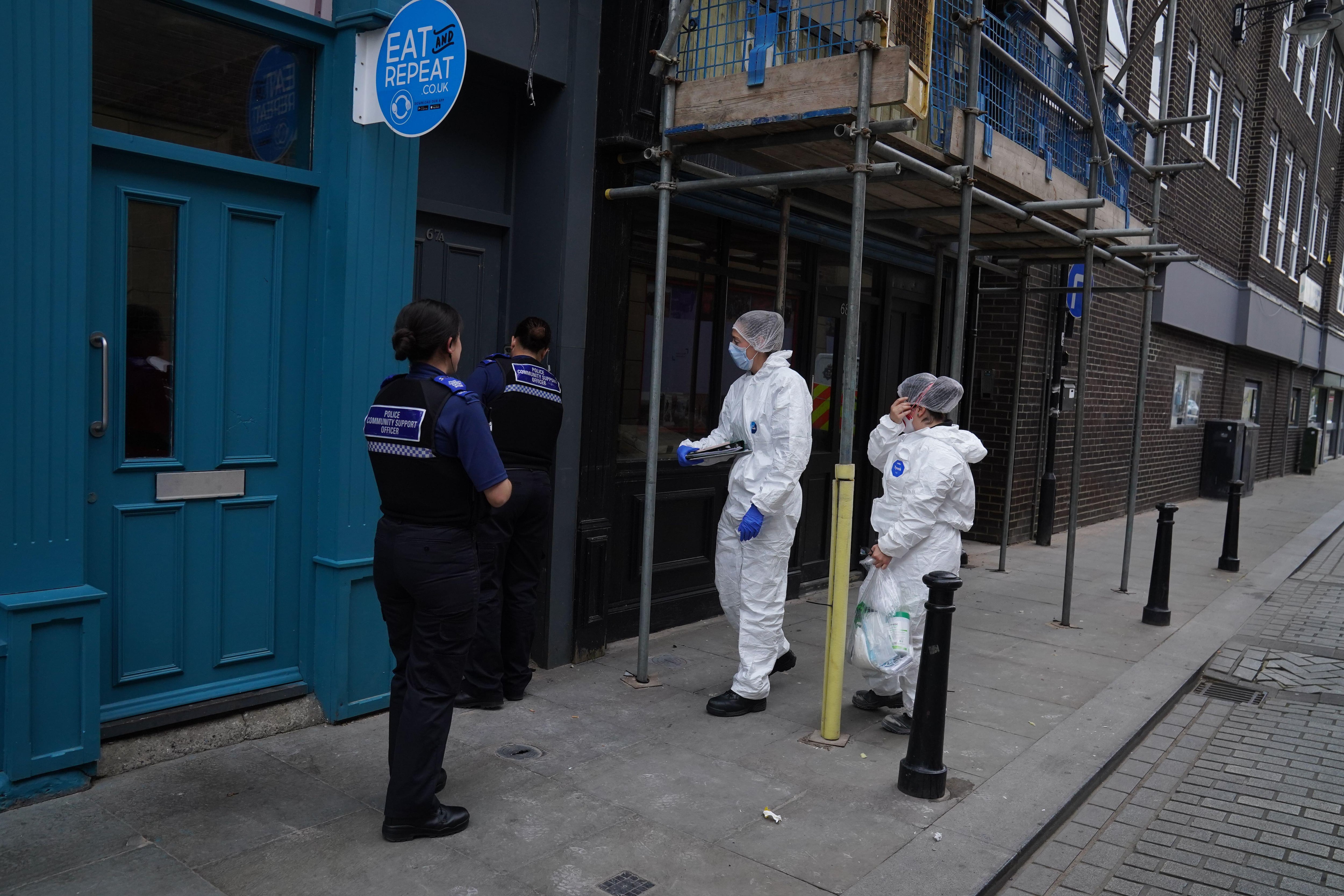 El hallazgo del esqueleto de Baby Auckland bajo el suelo de un edificio histórico de Bishop Auckland reabre un misterio de siglos en el Reino Unido