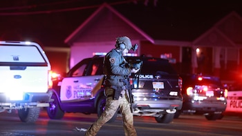 Al menos dos muertos y