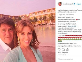 Maritere Braschi al lado de