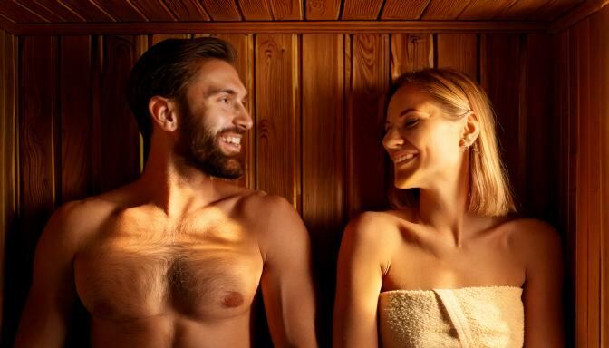 El sauna tradicional a altas temperaturas y duración moderada trae beneficios cardiovasculares y puede combinarse con mindfulness (Imagen Ilustrativa Infobae)