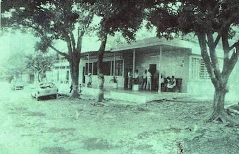 Alcaldía Municipal de Colón, año 1955. (Foto cortesía Alcaldía de La Libertad Oeste)
