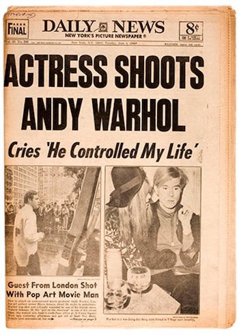 El atentado contra Warhol fue directo a los titulares de los diarios de Estados Unidos