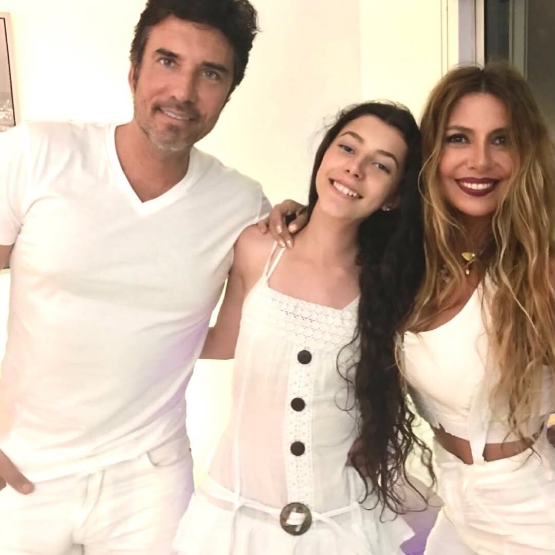 La pareja junto a su hija, Victoria (Instagram)