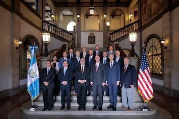 El presidente Bernardo Arévalo sostuvo encuentros con los delegados del Departamento de Justicia estadounidense.