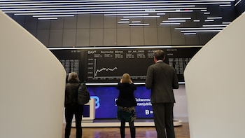 Las bolsas europeas caen a