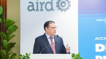 Gobierno dominicano destina mil millones de pesos para proteger “el bolsillo” de la población ante la crisis de combustibles