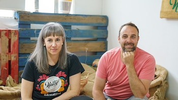 Raquel González, artesana de cacao ‘bean to bar’: “Si una tableta de chocolate cuesta tres euros, significa que alguien no ha cobrado lo suyo”