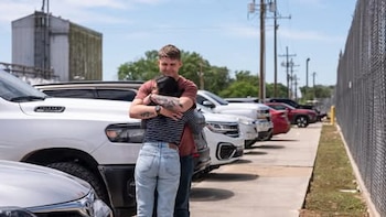 Hondureña Annie Ramos recobra su libertad: El caso que expone los vacíos legales en familias militares mixtas