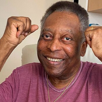 Pelé tuvo que regresar a