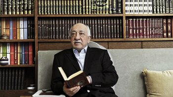 Fallece Fethullah Gülen, predicador y