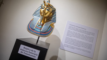 Lima exhibe réplica oficial de la máscara de Tutankamón en el Museo Metropolitano. (Foto: Agencia Andina)