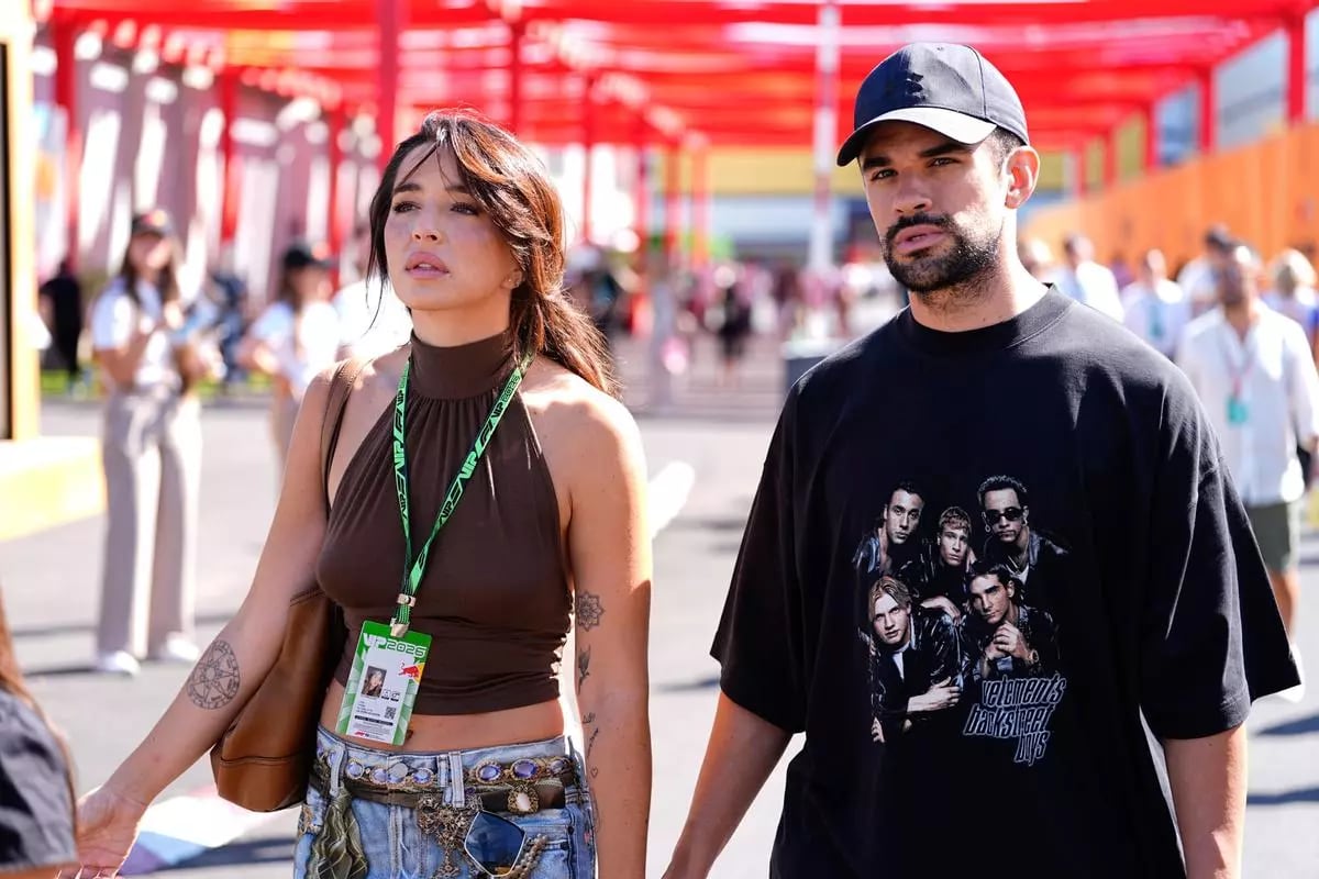 Lola Índigo e IlloJuan en la F1 de Madrid (AFP7 vía Europa Press).