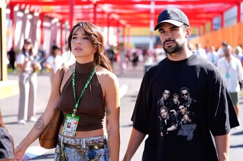 Lola Índigo e IlloJuan en la F1 de Madrid (AFP7 vía Europa Press).
