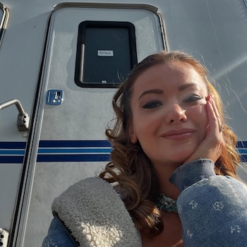 Leah McKendrick será la directora de la cinta. (Instagram)
