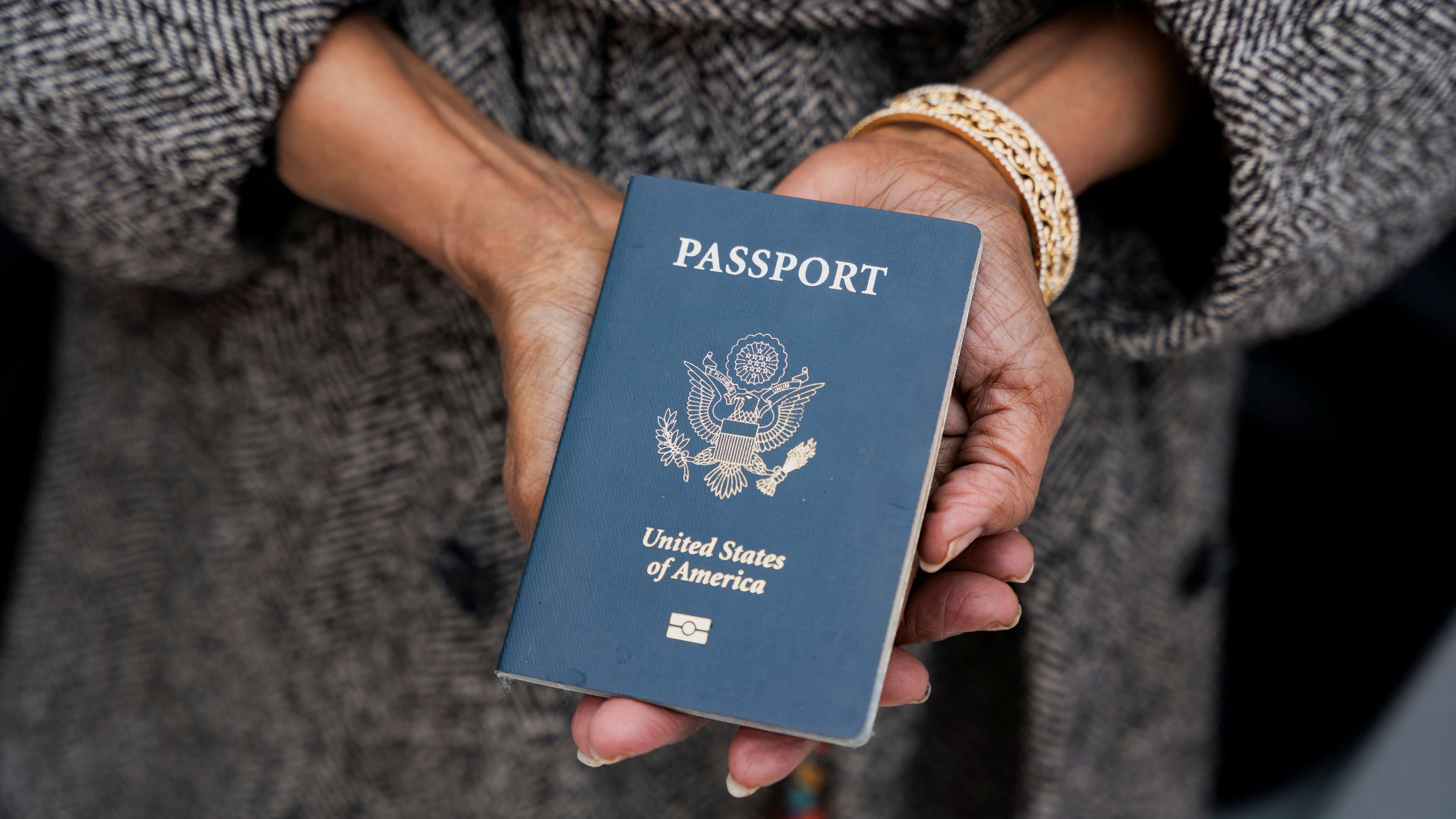 Estados Unidos recuerda que el pasaporte debe estar firmado para ser válido