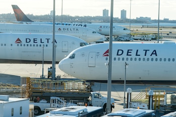 Delta destaca la importancia de la colaboración con autoridades y el cumplimiento de los estándares más estrictos en la industria aérea (REUTERS/Jeenah Moon/File Photo)