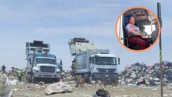 Vecina recupera 7 mil dólares arrojados por error a un camión de basura en Arequipa