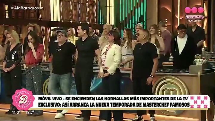 Karina Mazzocco, Julieta Nair Calvo, Diego Ramos, La Negra Vernaci y Alejandro Lerner en la primera hilera de MasterChef Celebrity