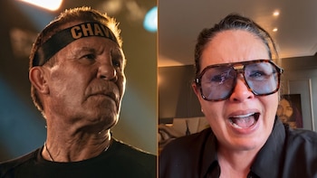 A la izquierda, el rostro de Julio César Chávez de perfil con una banda "CHAVEZ" en la cabeza; a la derecha, el rostro de Yolanda Andrade con gafas y boca abierta