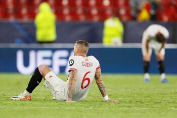 El defensa del Sevilla FC,