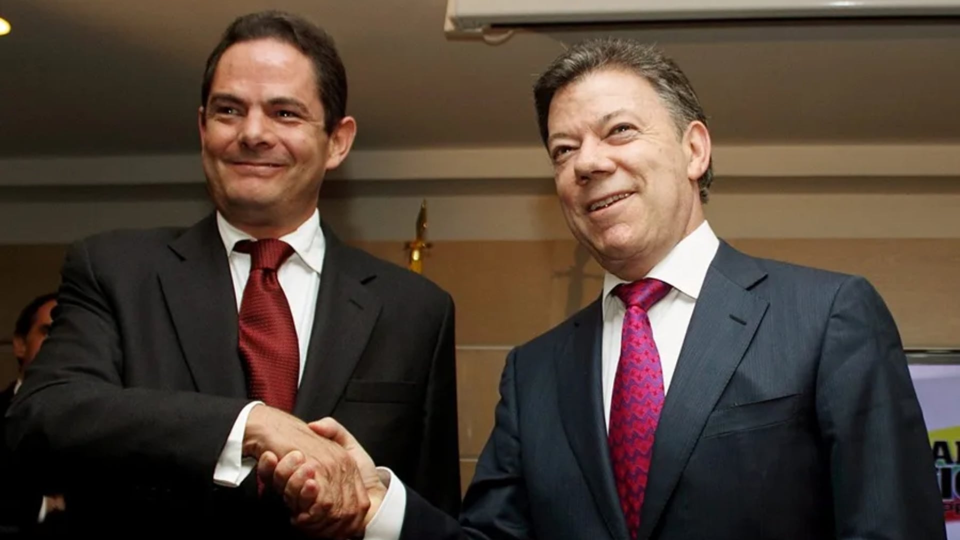 Juan Manuel Santos calificó a Germán Vargas Lleras como un dirigente con capacidades suficientes para llegar a la Presidencia de Colombia - crédito Fernando Ruiz/EFE
