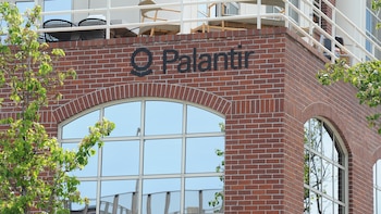 Palantir se dispara más de un 27% tras publicar unos resultados "de otro mundo"