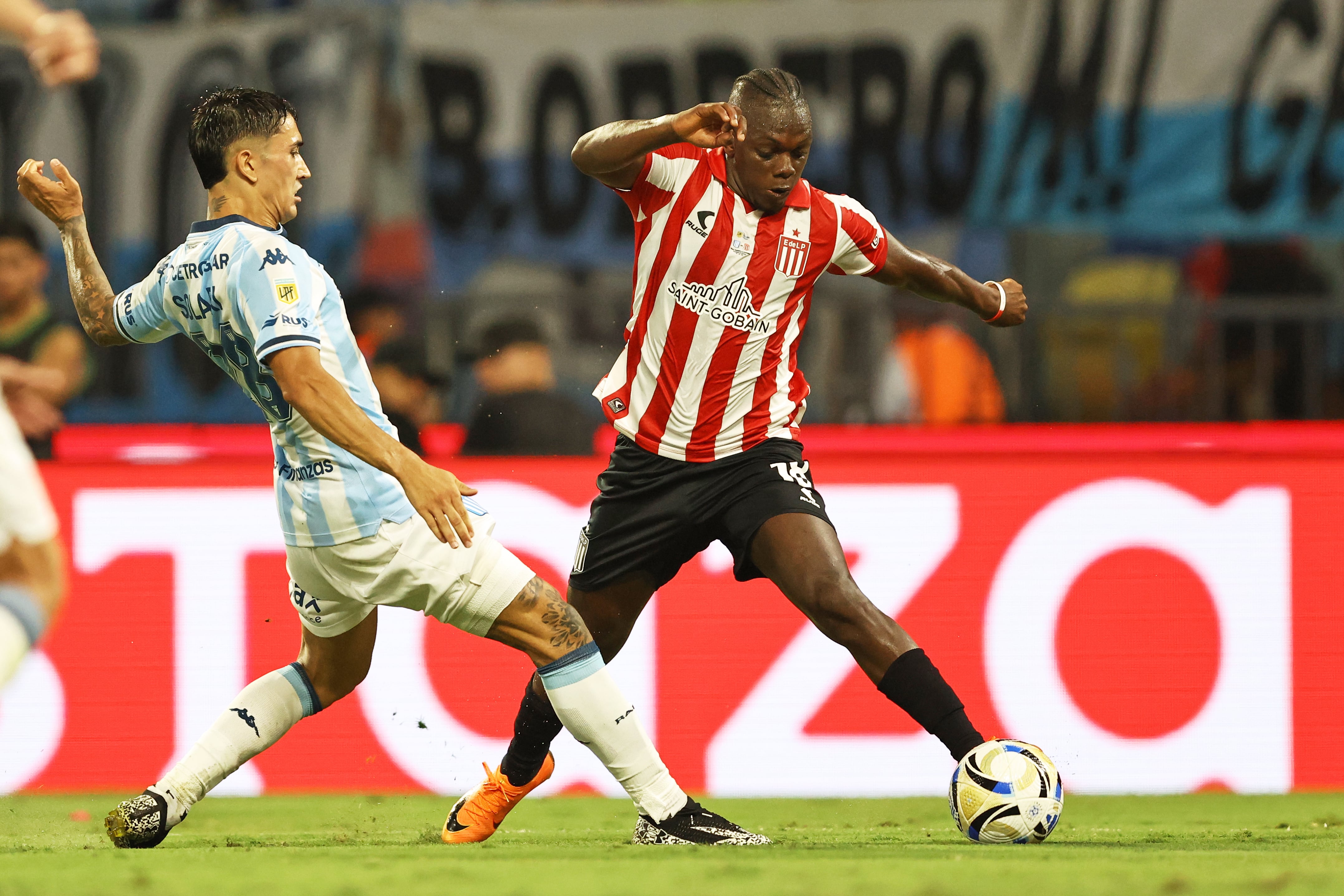 Cetré, en la final del Torneo Clausura (AP Photo/Nicolas Aguilera)