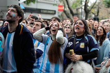Las calles de Buenos Aires durante el partido de Argentina Inglaterra en el Mundial 2026