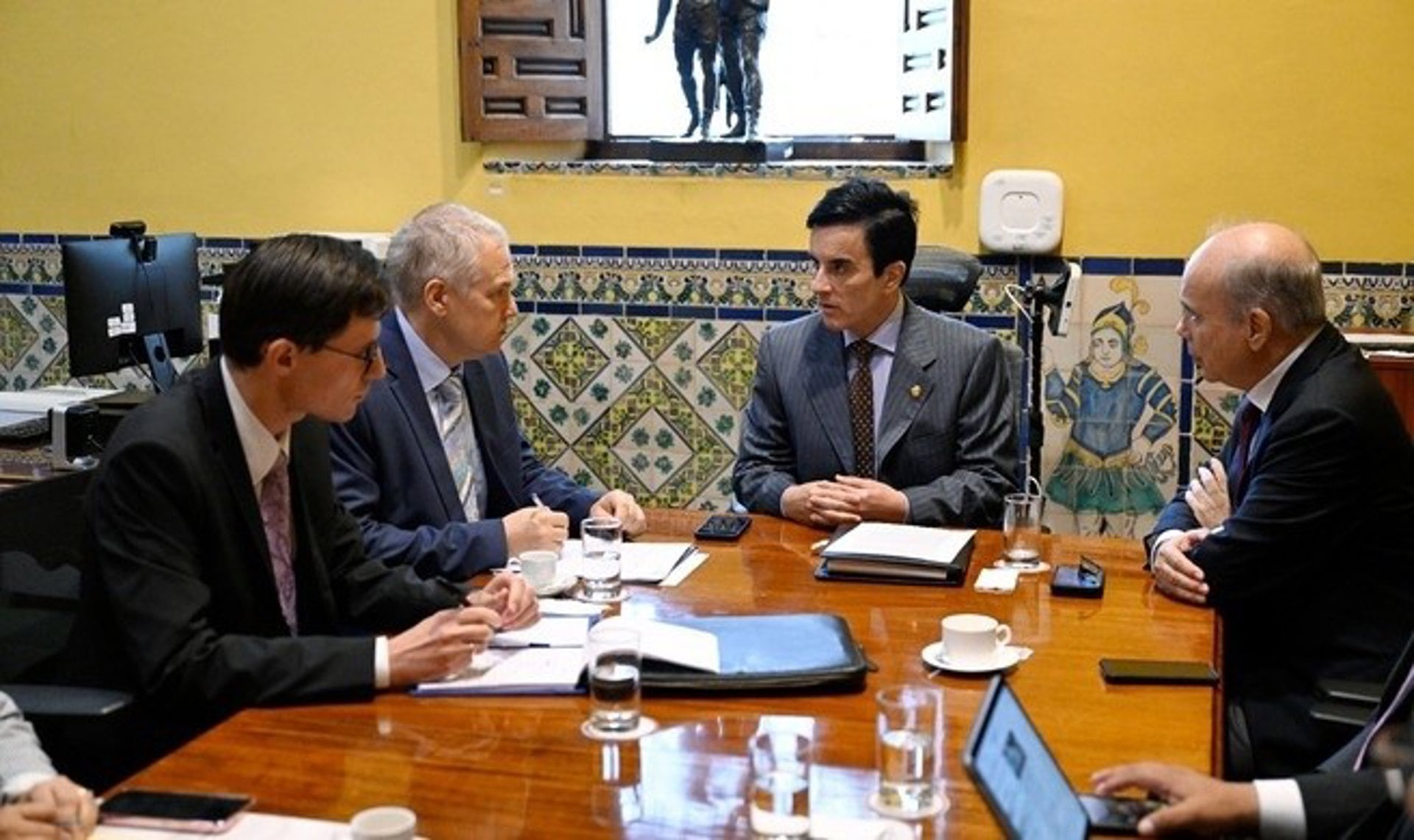 11/08/2026 El ministro de Exteriores de Perú, Carlos Espá, durante su reunión con el embajador de Rusia en el país andino, Alekséi Ushakov
POLITICA SUDAMÉRICA PERÚ
MINISTERIO DE EXTERIORES DE PERÚ EN X