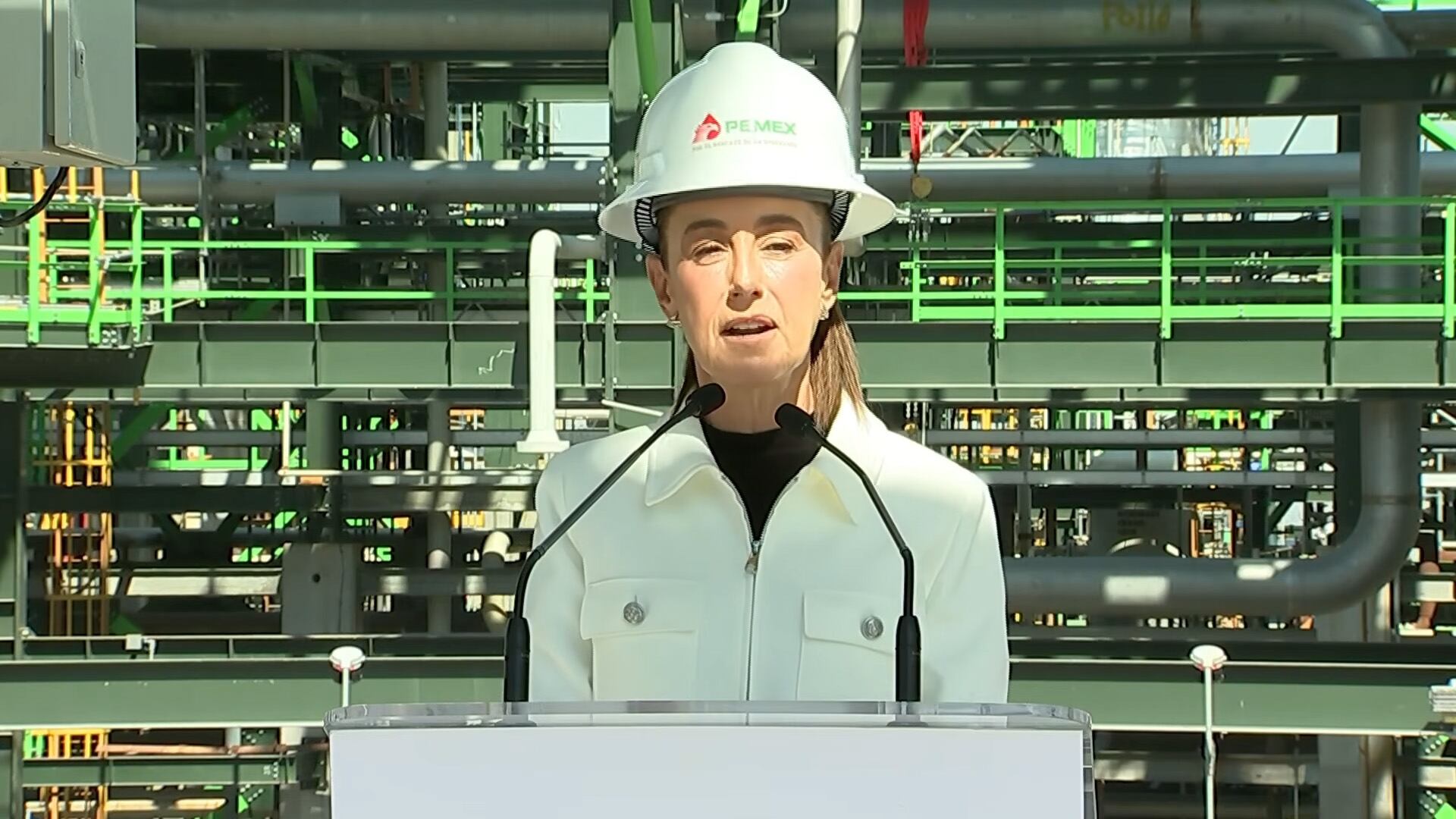 La presidenta de México, Claudia Sheinbaum, encabezó un evento realizado en la Refinería de Tula
