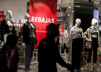 Tienda comercial con rebajas