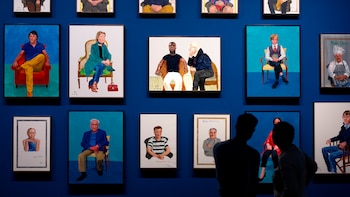 David Hockney, pintor que devolvió la figura humana al arte, muere a los 88 años