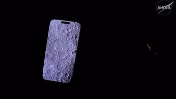 NASA - iPhone 17 Pro Max - Luna - tecnología - 7 de abril