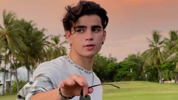 Aarón Hernández González, mejor conocido