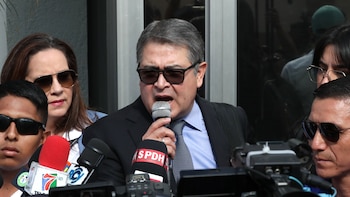 Reprograman para el 24 de agosto audiencia inicial contra Juan Orlando Hernández por fraude y lavado de activos