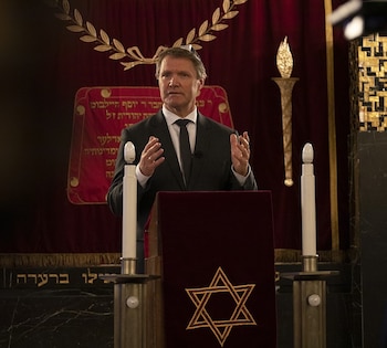 René de Reuver, hablando en