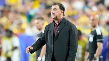 Sebastián Villa y Jhon Jáder Durán estuvieron en la lista final de Colombia para el Mundial 2026, confirmó Javier Hernández Bonnet: “Perdón acordado”