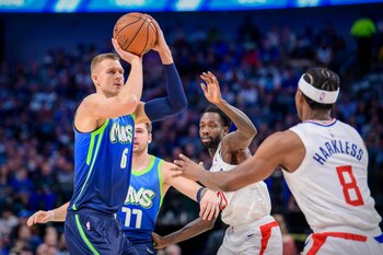 Kristaps Porzingis enfatizó que su formación en ocasiones es mejor que la de los estadounidenses (Foto: Jerome Miron-USA TODAY Sports)